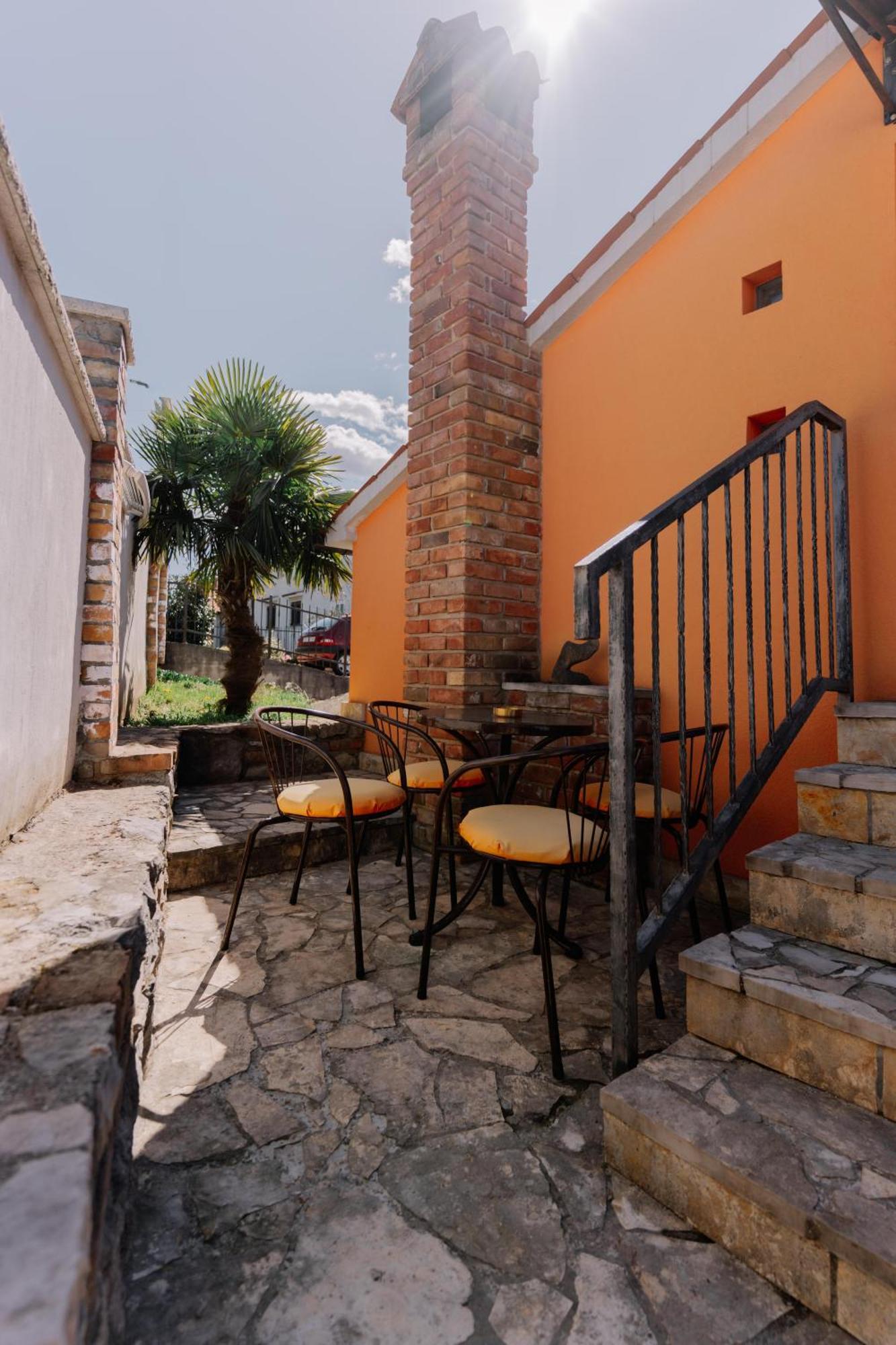 Sweet Room With A Terrace Roč Exterior foto